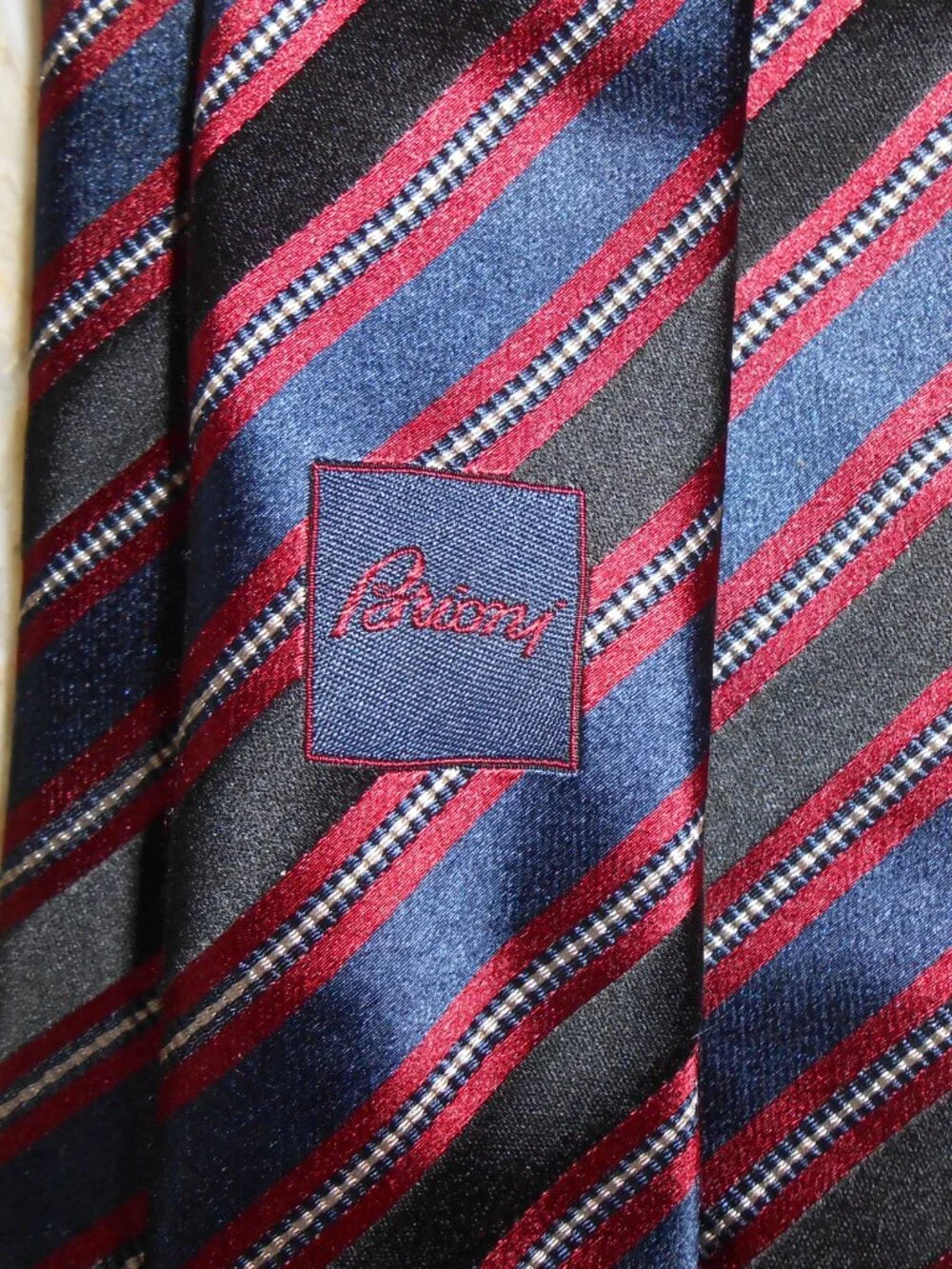 New Men's necktie Brioni authentic Italian silk (no tags, but not used)